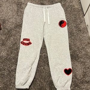 Women’s sweatpants with design